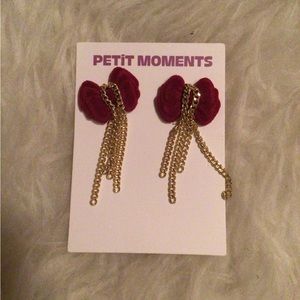 NEW! Petit moments velvet bow drop earrings